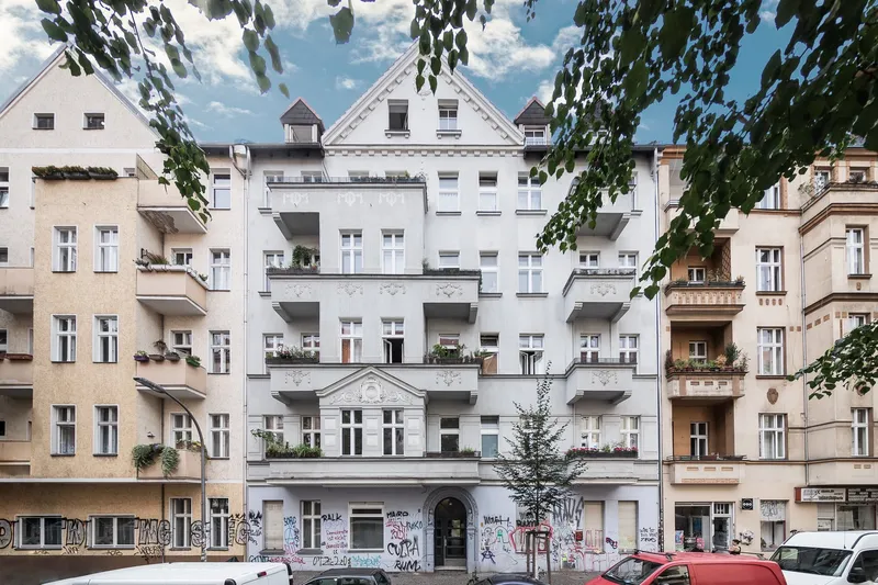 1-Zimmer-WE im Altbau, Hinterhaus 3. OG, ohne Aufzug und ohne Balkon — photo 1
